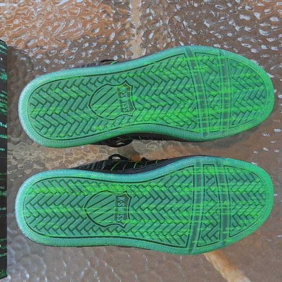 The “Matrix Code” K-SWISS Classic 2000 - Picture 5 of 11